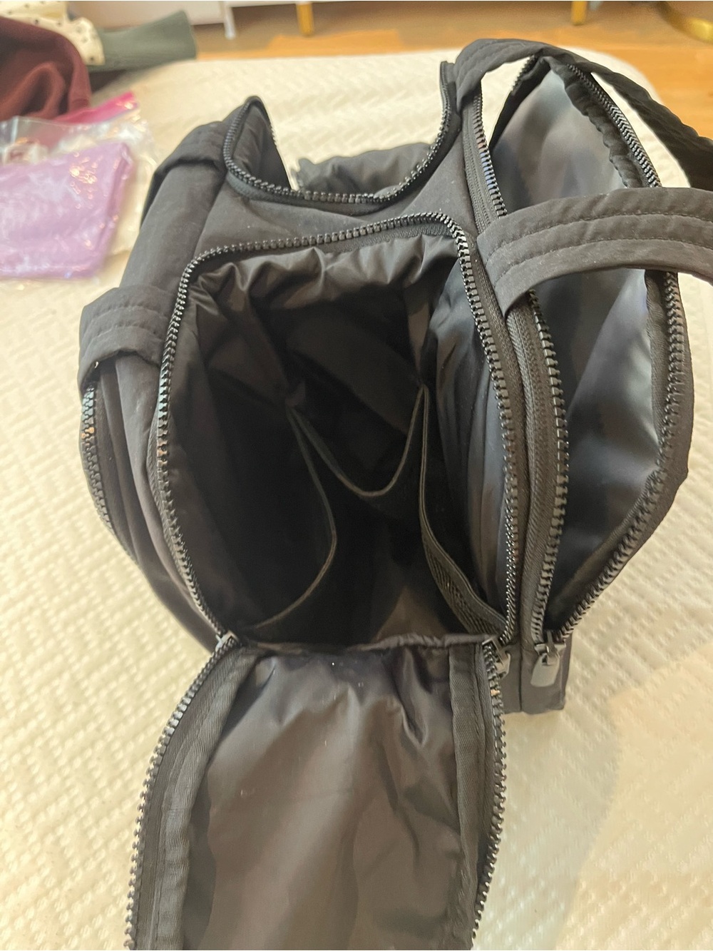 BAGSMART Black Quilted Toiletry Dopp Kit - Picture 5 of 9